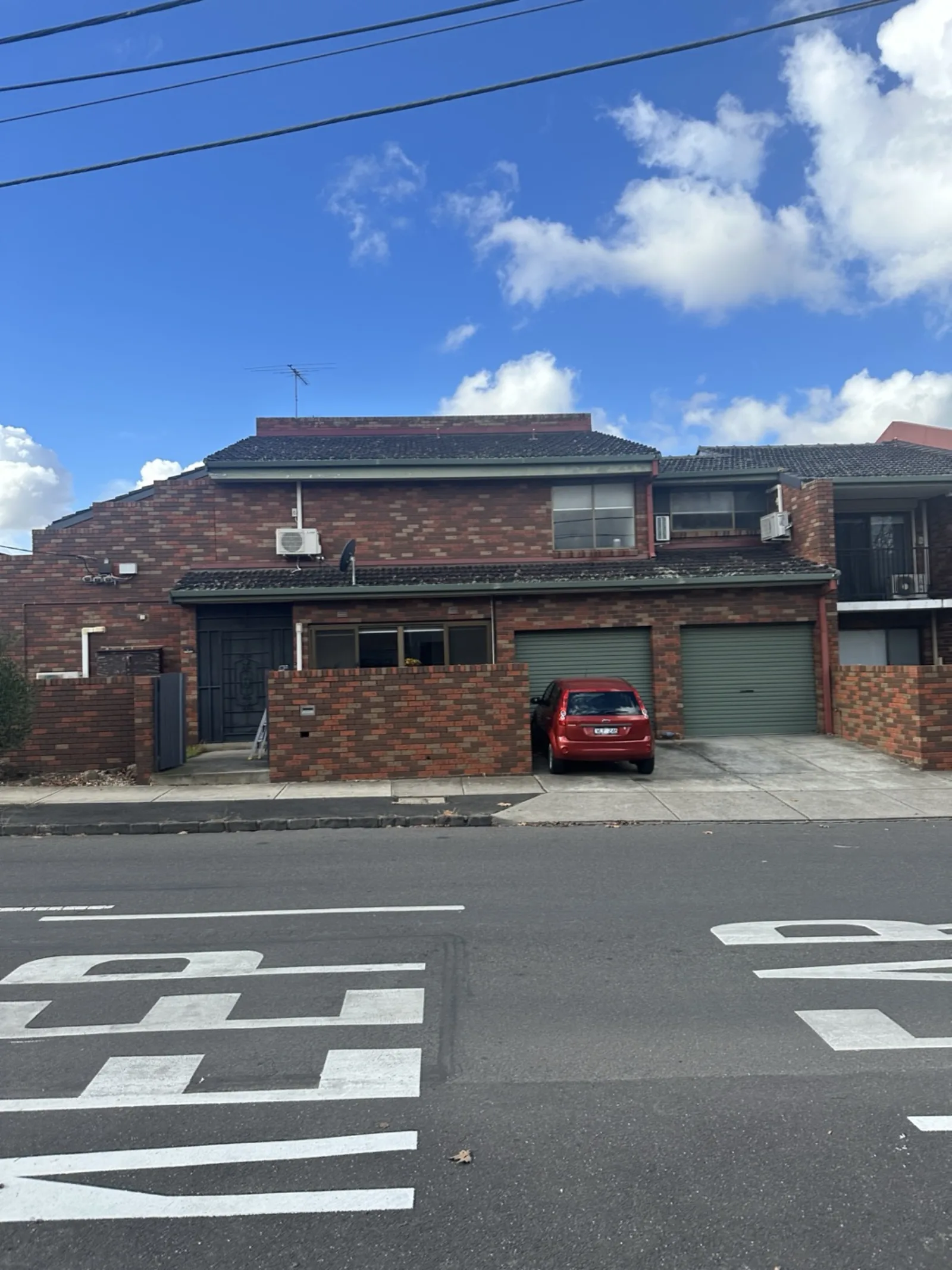 Townhouse exterior works by JT Handyman in Pascoe Vale